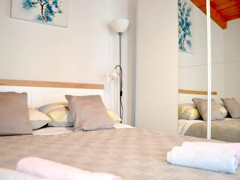 Apartment Apartman Julija Poljana