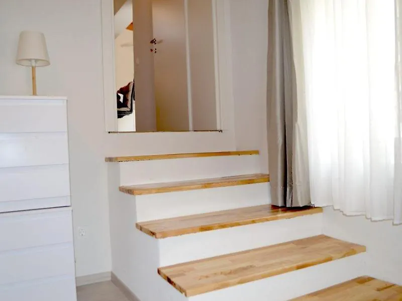 Apartment Apartman Julija Poljana